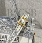 DIOR TOTE BOOK MINI GREY TIGER. Size Mini: Length 21.5 xHeight  13 x Width 7.5 cm / 8.5 x 5 x 3 inches - Image 4