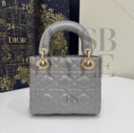 ⁦LADY DIOR MINI. Size: 17 × 15 × 7 cm⁩ - الصورة ⁦6⁩