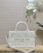 DIOR TOTE BOOK MINI . Size Mini: Length 21.5 xHeight  13 x Width 7.5 cm / 8.5 x 5 x 3 inches