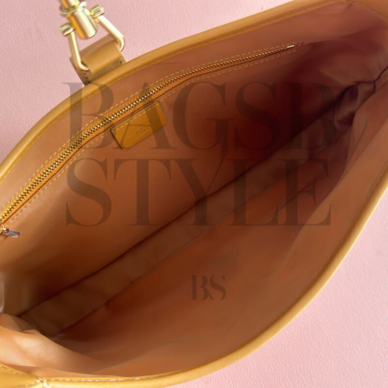 gucci Jackie 1961 Shoulder Bag (31.5 22 4.5 cm)